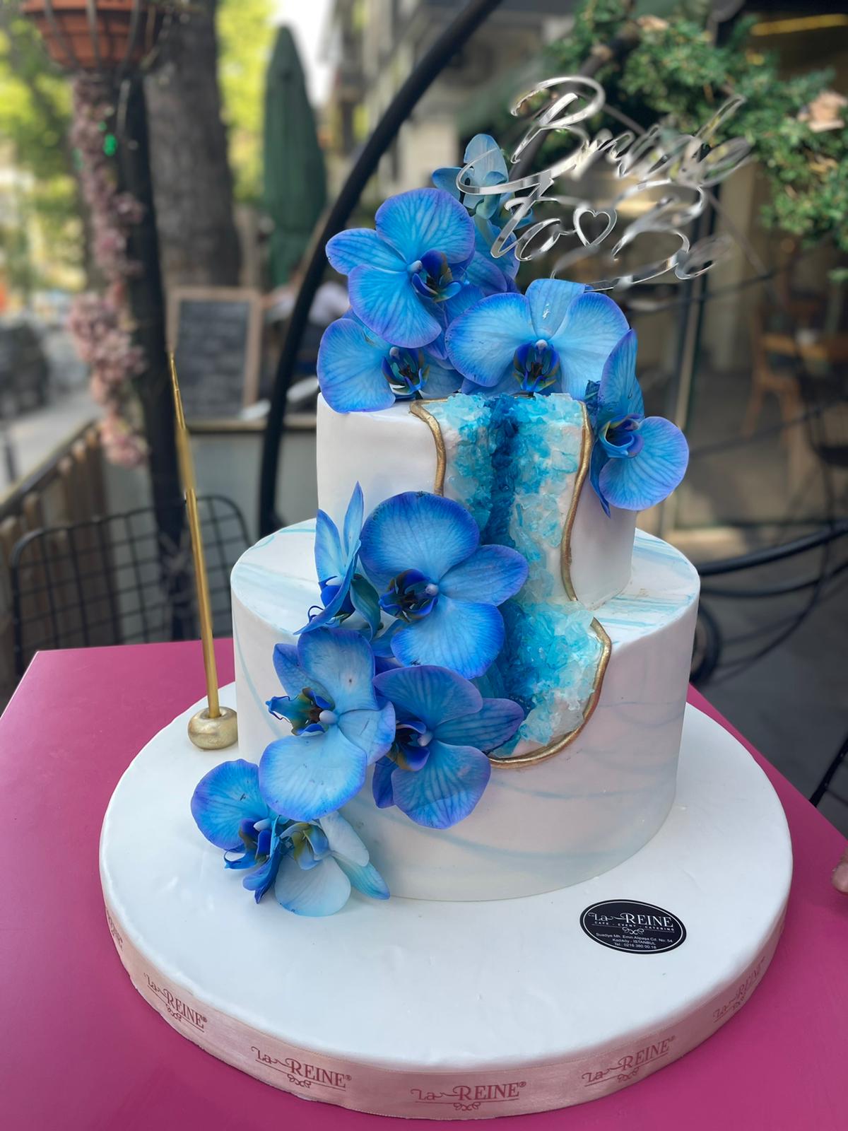 Mavi Orkideli Bride To Be Pastası